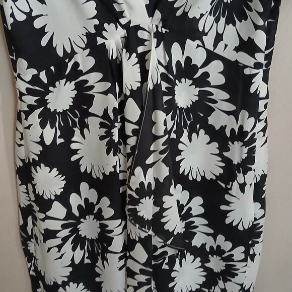 Nicole Miller Dress - Picture 4 of 11